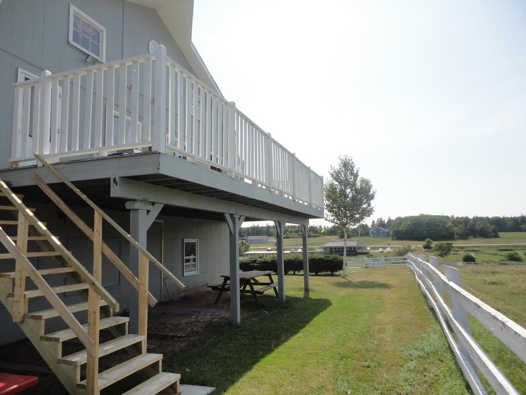 Brackley Beach Hostel Exterior foto